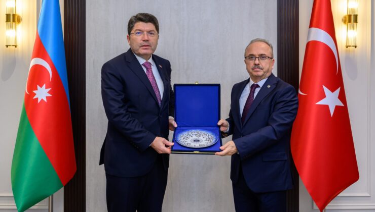 Adalet Bakanı Yılmaz Tunç, Azerbaycan’da Bakü Büyükelçiliği’ni Ziyaret Etti