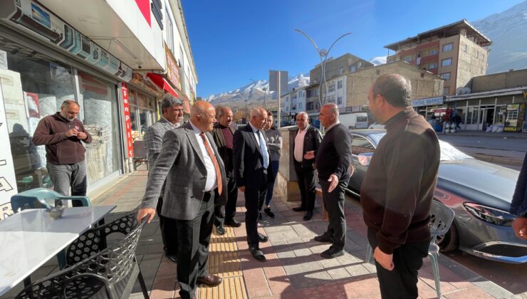 MHP’den “Hayırlı Günler Komşum” Ziyareti: Gevaş Esnafı Dinlendi