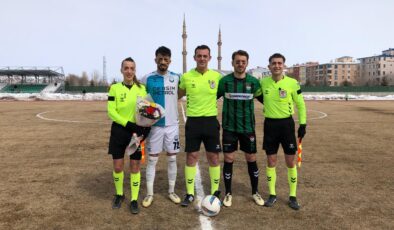 Kars 36 Spor sahasında Dersimspor’u 3-1 mağlup ederek önemli bir galibiyete imza attı