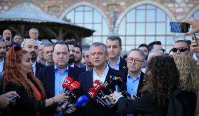 Özgür Özel’den ‘Yeni Parti’ İddialarına Yanıt: Atatürk’ün Partisine Sahip Çıkacağız