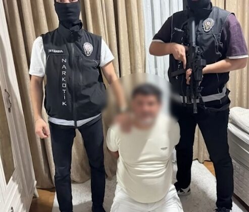 Kırmızı Bültenle Aranan Tacikistanlı Zehir Taciri Beylikdüzü’nde Yakalandı